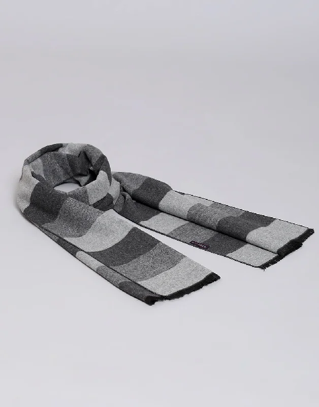 Men Grey Solid Muffler