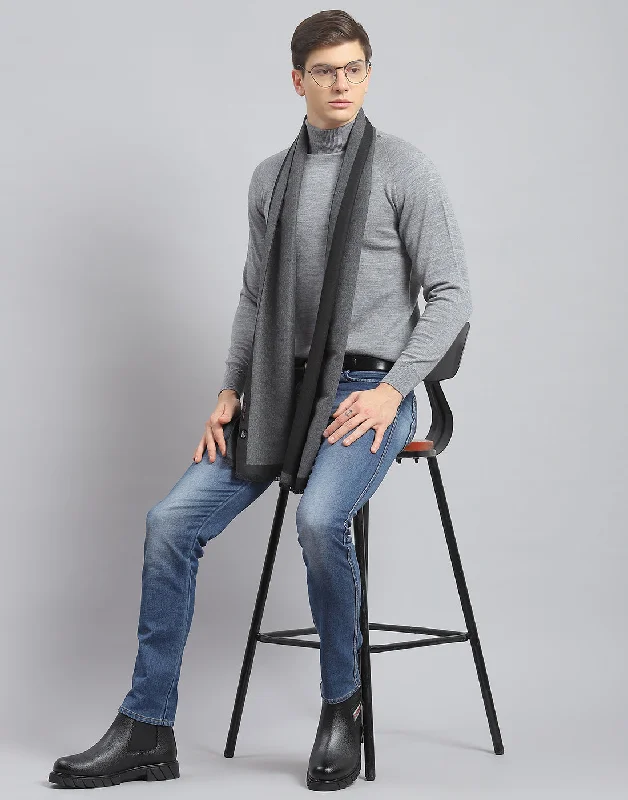 Men Grey Solid Muffler