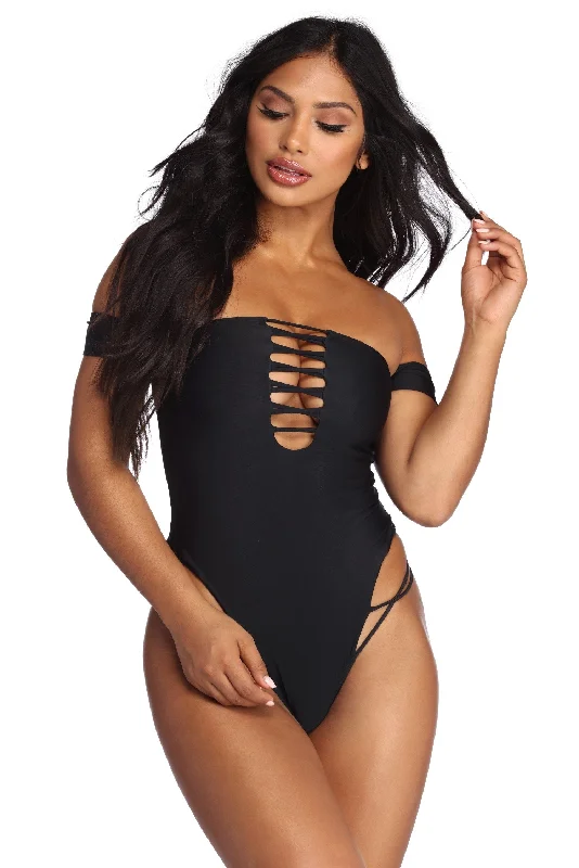 Quick-Dry Cover-Up FemaleOff The Shoulder Strappy Swimsuit