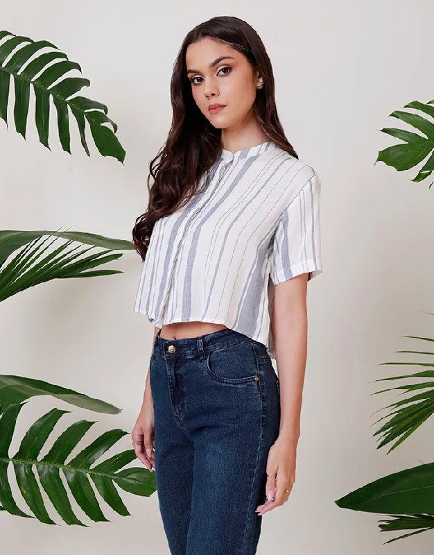 women's tops for those who want to add a touch of sophistication to their casual attireStriped Button Down Cropped Shirt