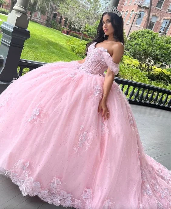 High-Neck DressPink Off The Shoulder Tulle Ball Gown Sweet 16 Dress  Y2610