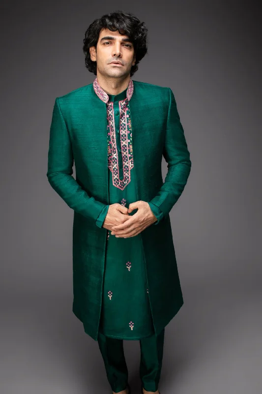 women's coats for those who love to mix and matchEmerald Green Embroidered Kurta With An Open Jacket -  Rent